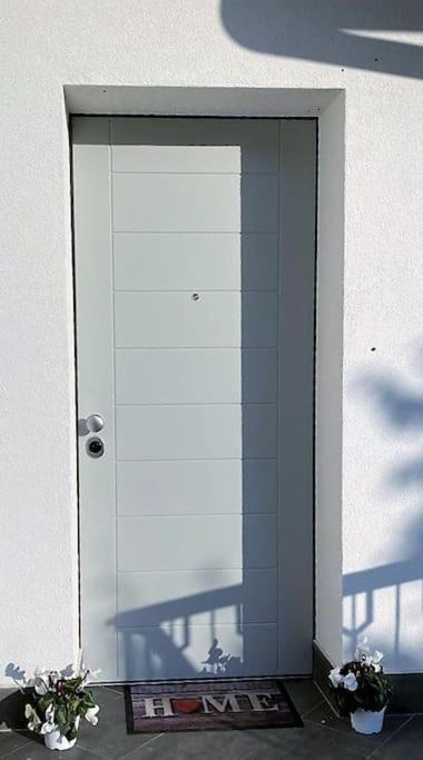 Sleepwell In Valganna Apartamento Exterior foto